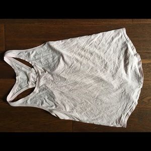 Light pink Lululemon tank